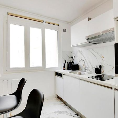 Cosy Au Parc Des Buttes Chaumont Apartment Paris Exterior photo